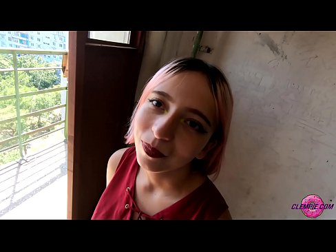 ❤️ Sensual student thith një të huaj në pjesën e jashtme - sperma në fytyrën e tij ❤️ Video porno në pornografi sq.kiss-x-max.ru ❌❤